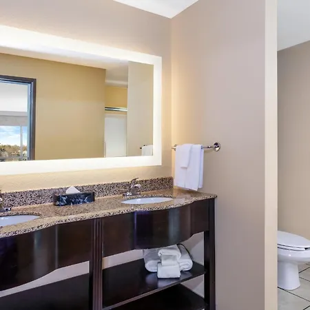 Holiday Inn Quincy By Ihg-2